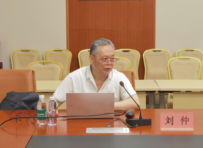 2刘仲“审美原理与美的历程”座谈会.jpg
